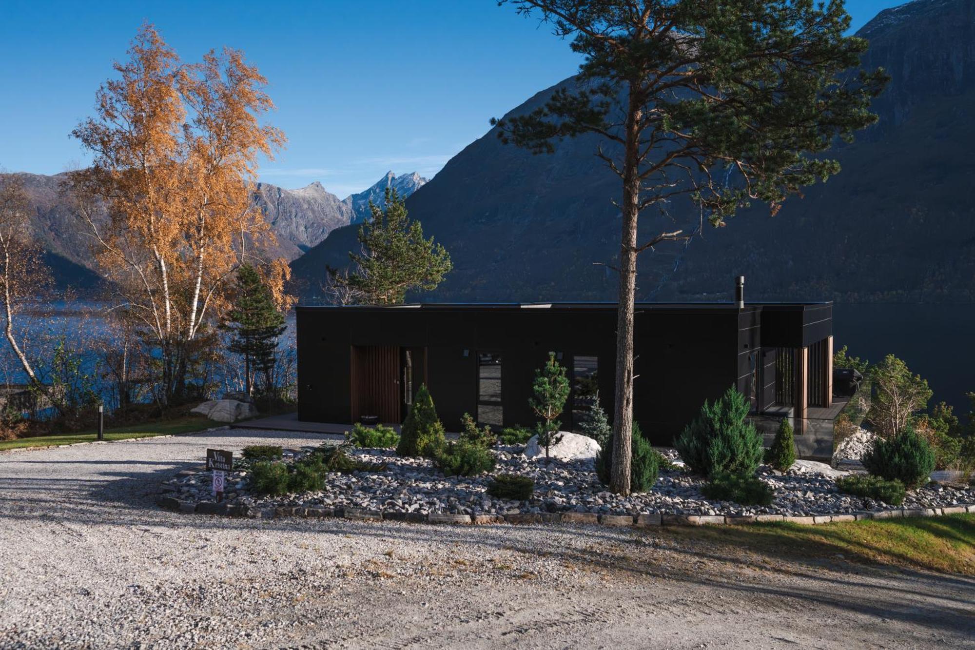 Villa Kristina / Andalsnes Torvik Exterior photo